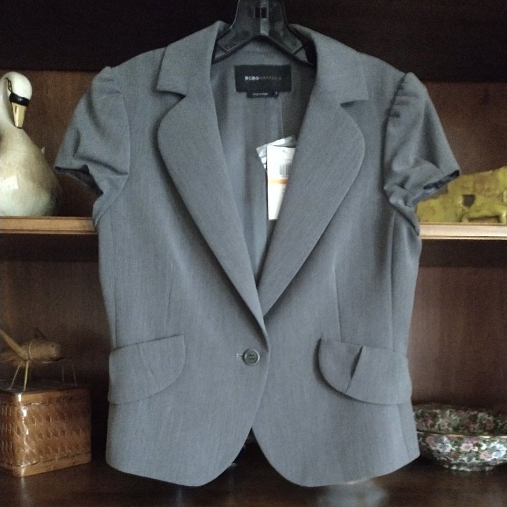 BCBGMAXAZRIA Cap Sleeve Jacket / Top